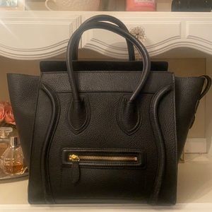Ainifeel Black Handbag